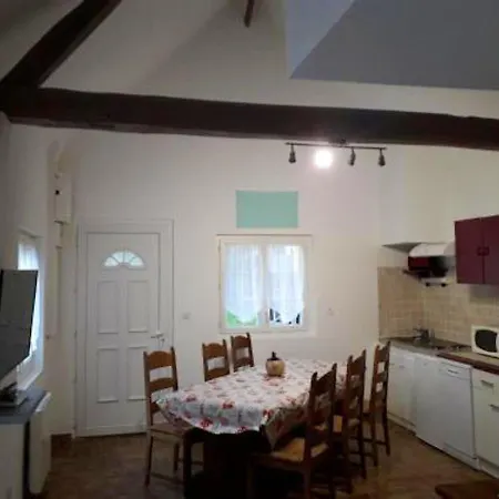 Maison Confortable Avec Jardin A Edruchon + Pour 6 Personnes Дом отдыха