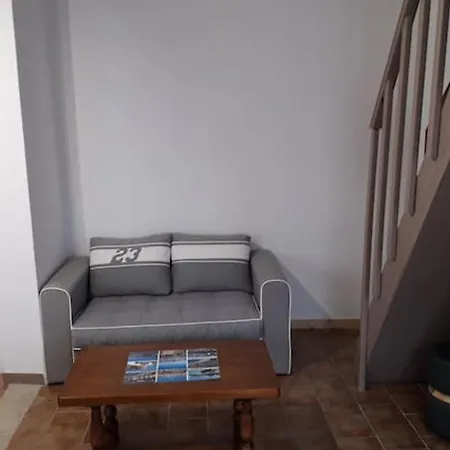 Maison Confortable Avec Jardin A Edruchon + Pour 6 Personnes *
