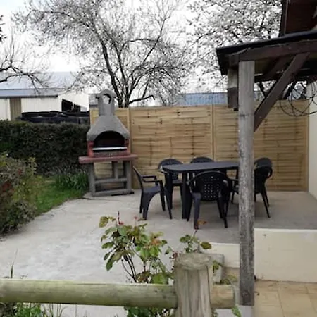 Holiday home Maison Confortable Avec Jardin A Edruchon + Pour 6 Personnes Saint-Martin-au-Bosc